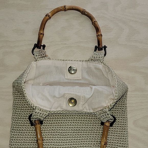 La Rue Crochet Hand Bag Wooden Handle Beige - Picture 3 of 7